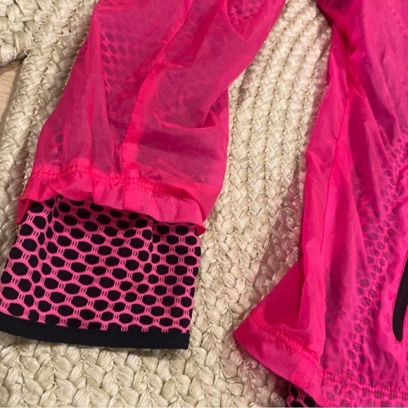 ASICS Women's Performance Fun Jacket pink running M - Picture 3 of 9